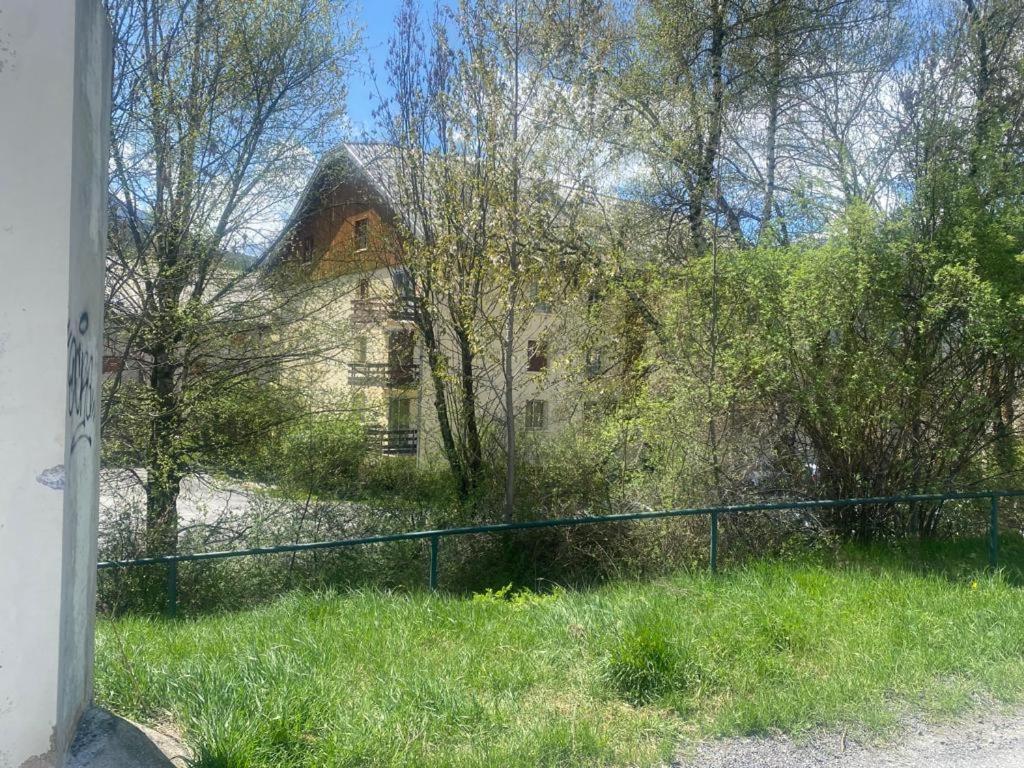 Studio Barcelonnette Exteriér fotografie